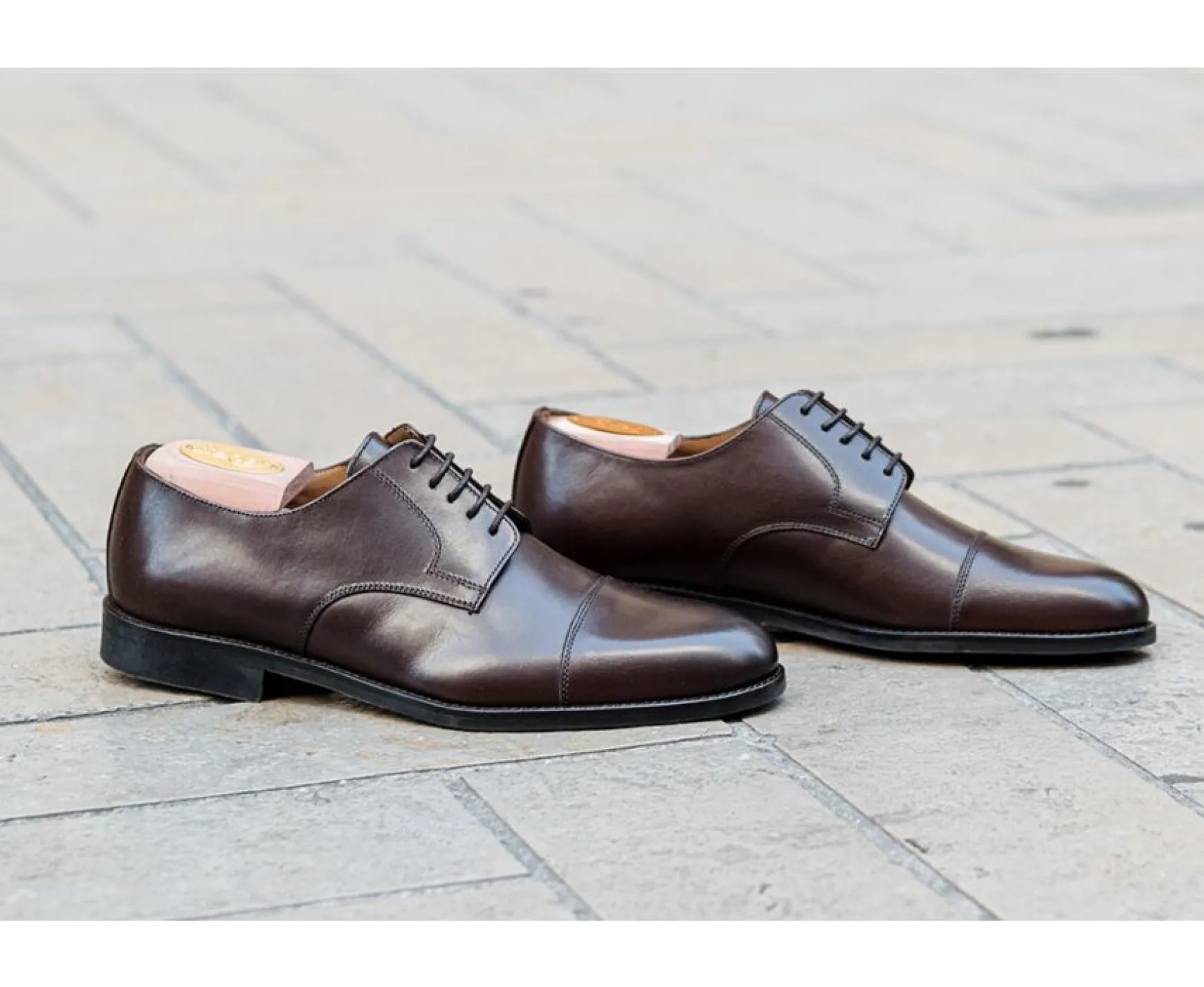Bexley Derby Shoes | Derby Shoes - Rubber Sole - Mayfair Classic Gomme Ville | Chocolate