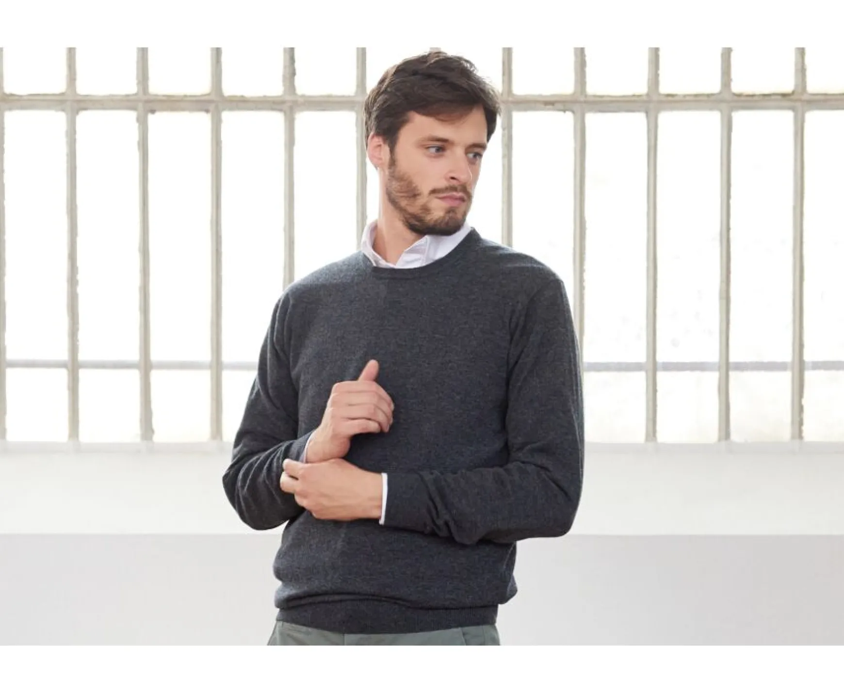 Bexley | Grey Antracite Round-Neck Wool Jumper Conan Grey Anthracite
